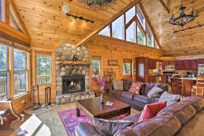 Picture-Perfect Blue Ridge Cabin with Hot Tub!